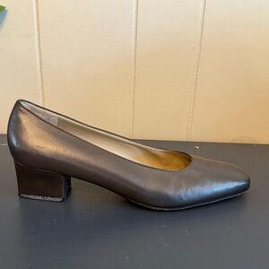 Vintage Salvatore Ferragamo Pewter Metallic Leather Block Heels Pumps Size 10